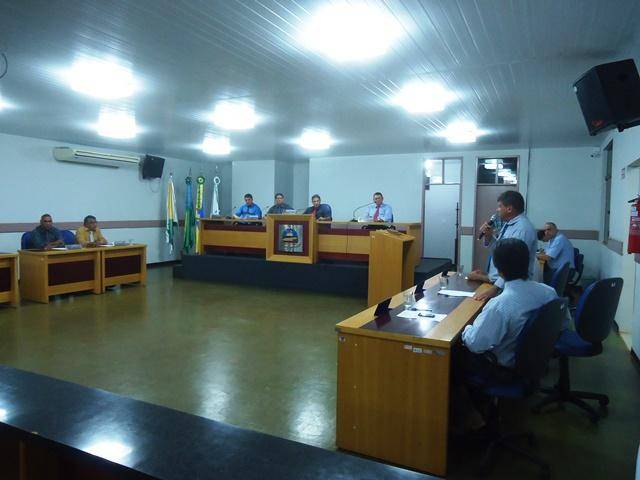 Em Cerejeiras, vereadores devolvem à prefeitura R$ 70 mil que “sobraram”