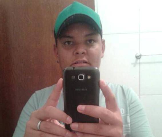 Rapaz é executado a tiros diante dos amigos em Vilhena; garota é baleada no pé