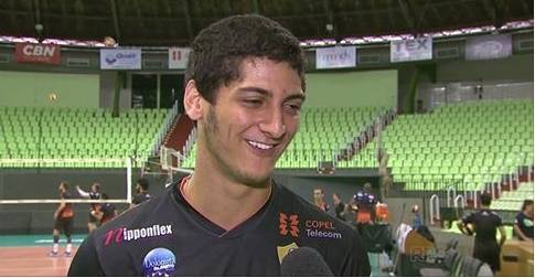  Técnico do Maringá Vôlei elogia vilhenense: “Ele tem vontade de aprender e sabe ouvir”