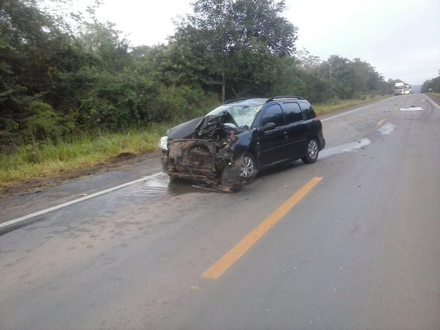 Motoqueiro de 22 anos morre ao atingir carro de vilhenense em BR do Mato Grosso