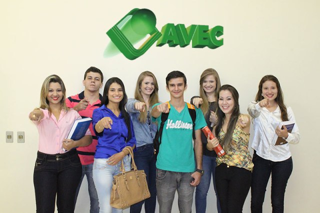 Último vestibular da AVEC antes do início do ano letivo será realizado neste domingo 
