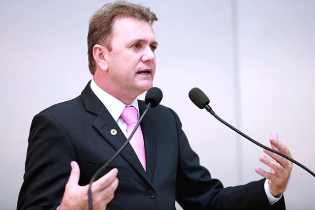 Delegacia de combate a crimes será implantada em Vilhena este ano, garante Goebel
