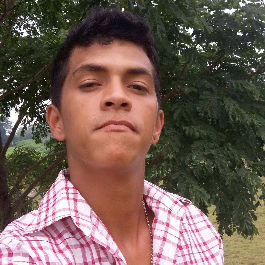 Rapaz de 21 anos é alvejado em casa noturna no centro de Vilhena