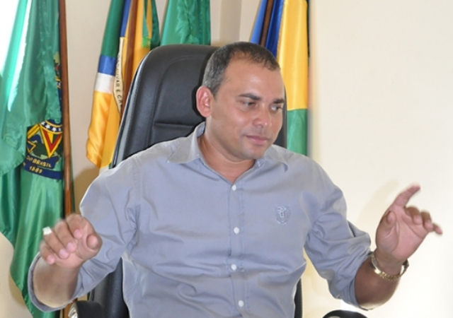 Justiça cassa mandato de prefeito “nepotista” em Corumbiara; ainda cabe recurso