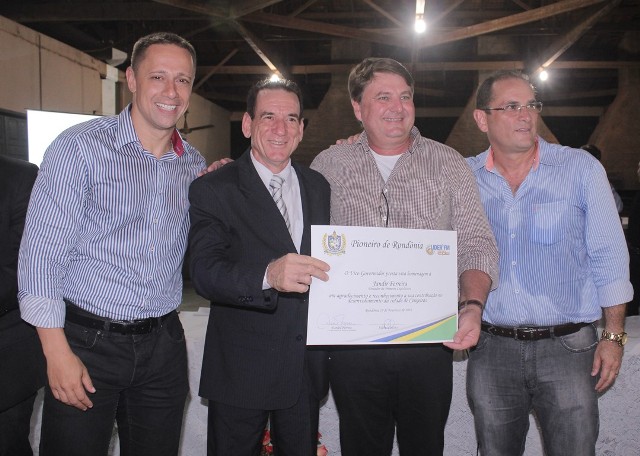 Ex-vice-prefeito de Vilhena, Jandir Ferreira recebe homenagem em Cerejeiras