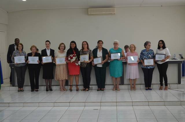 Veja fotos: no dia delas, Câmara de Vilhena homenageia 12 mulheres vilhenenses