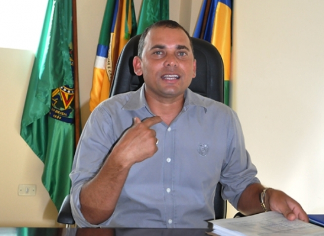 Cone Sul: após perder mandato por nepotismo, prefeito enfrenta nova denúncia do MP