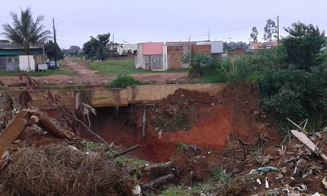Obra que acabaria com alagamentos em Vilhena está sendo destruída por enxurradas