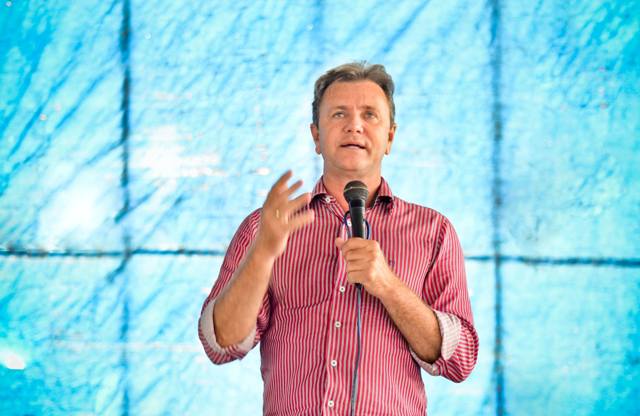 Goebel usa rede social para falar de problemas e ações na Saúde em Vilhena