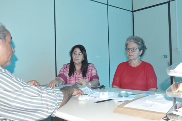 Vereadoras criticam prefeito por greve de servidores municipais em Vilhena