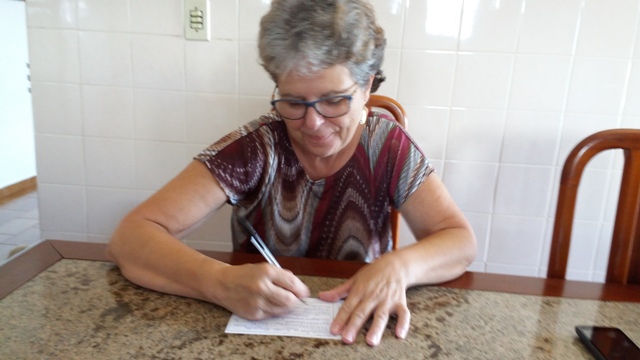 Exclusivo: vereadora mais votada de Vilhena assina ficha de filiação ao PSDB
