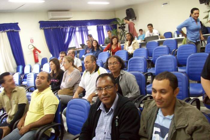 VEREADORES APROVAM MOÇÃO DE APOIO À GREVE NA EDUCAÇÃO
