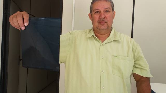 Ex-assessor da prefeitura explica gesto e desespero e revela drama após cirurgia