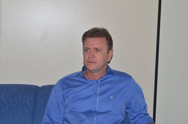 Com 22 partidos “na mão”, Goebel reluta em confirmar candidatura a prefeito