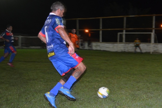 Aciv e Fofão EC/Grill 12 vencem e lideram seus grupos do Campeonato Sênior Arena Fofão 