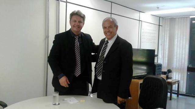 Brasília: Rover garante iluminação da BR 174 e busca recursos para próximo prefeito