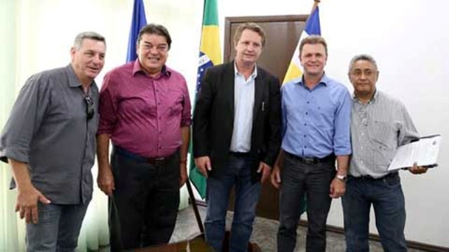Deputado Luizinho e Comissão de Saúde da ALE vão inspecionar hospital em Vilhena