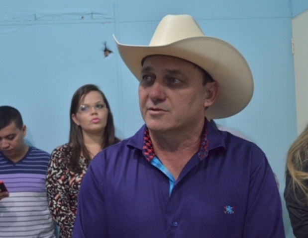 Em Colorado do Oeste, vereadores tentam “jogada” para assumir a prefeitura