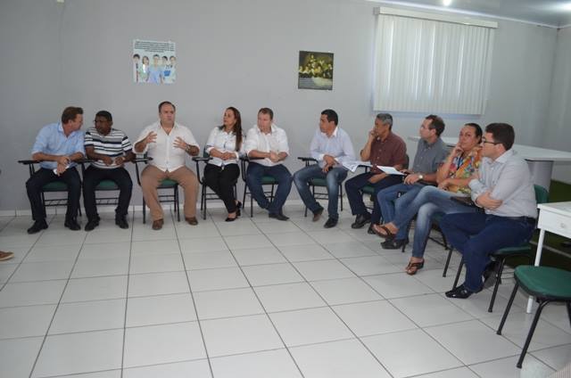 Após bate-boca, deputados não apontam solução para crise na saúde de Vilhena