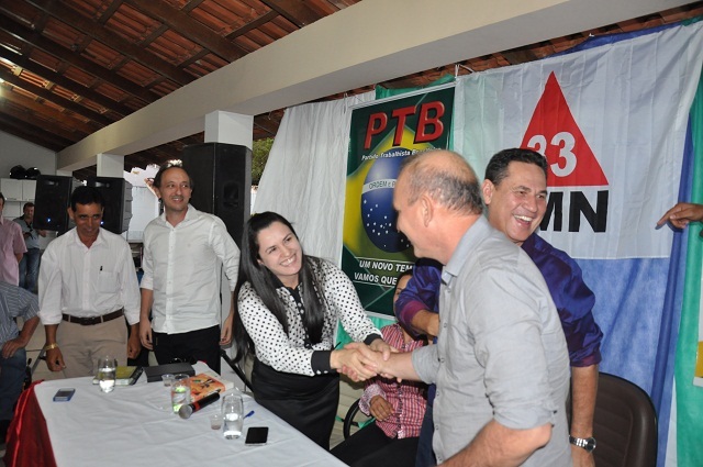 Presidente da ALE e ex-deputado apoiam pré-candidatura de Rosani Donadon