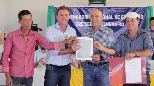 Praça em Colorado será ampliada através de emenda parlamentar, anuncia deputado