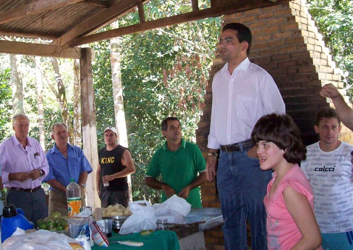 EM CAMPANHA, JACIER DIZ QUE PRIORIZA SAÚDE