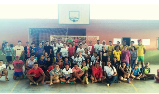 Atletas criam associação e realizam primeiro torneio de handebol em Cerejeiras