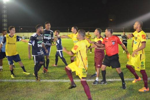 Genus e Rondoniense empatam primeira partida da decisão do Returno