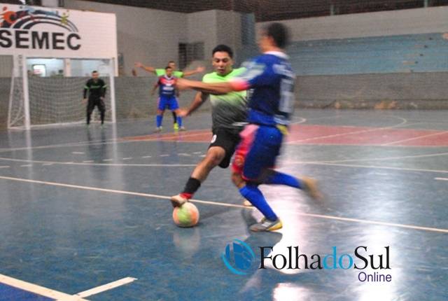 Confira os resultados dos jogos de ontem e os confrontos de hoje do Municipal e Futsal