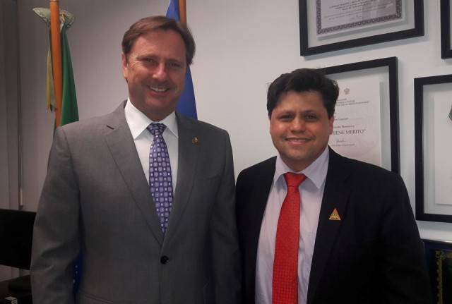 Senador Acir Gurgacz anuncia, no Facebook, mais um pré-candidato a prefeito em Vilhena
