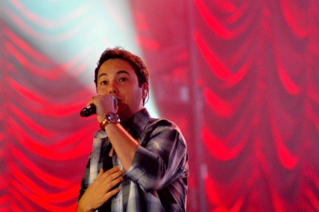 Assista: em vídeo no Facebook, sertanejo nega declaração ofensiva a vilhenenses