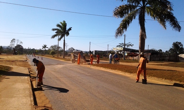 Empreiteira recupera trecho urbano de rodovia federal que corta cidade do Cone Sul