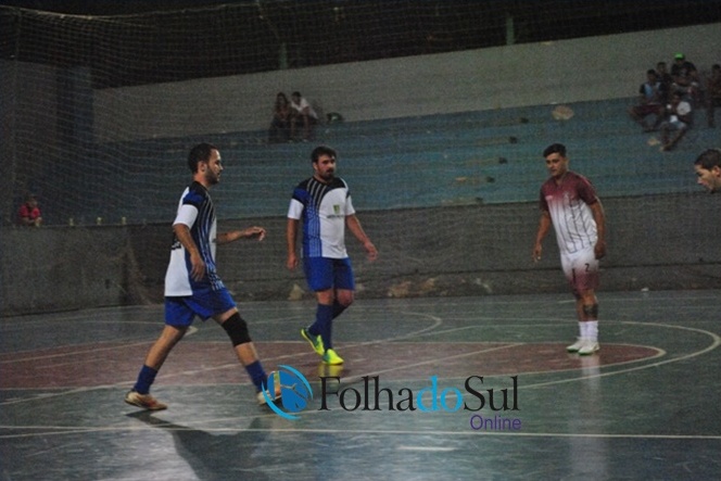  Casa da Tintas e Orquidário Pai e Filho/Moto Mais vencem e avançam no Municipal de Futsal