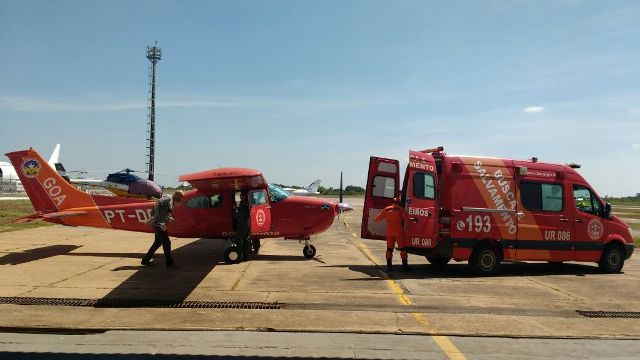 Em cidade de RO, mãe leva filha a escola e casa pega fogo com duas crianças dentro