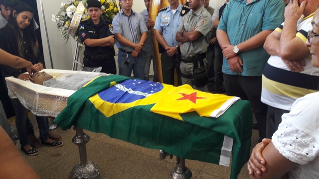 Em cerimônia comovente, mãe de PM vilhenense morto em combate diz que perdoa o assassino