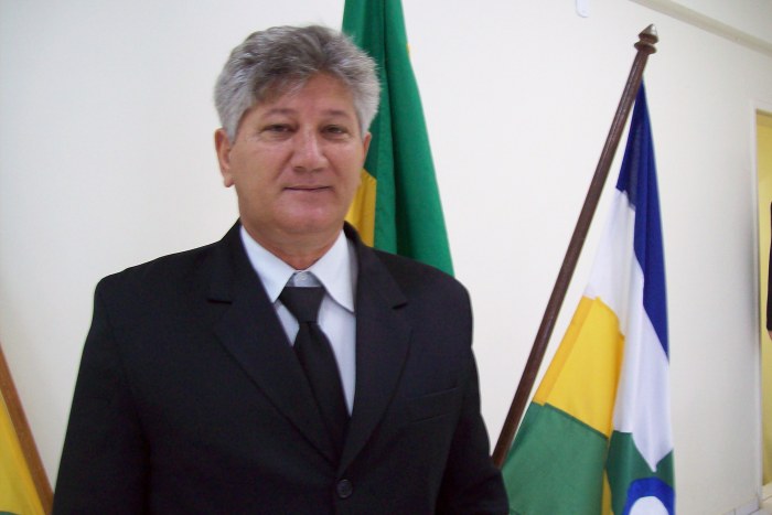 JACY ATACA: SENADORES DE RONDÔNIA SÃO UNS PORCOS