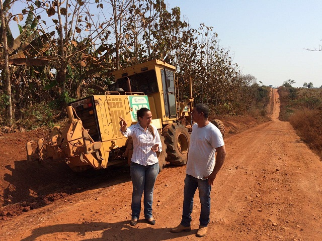 Deputada Rosangela Donadon anuncia recuperação da linha Zero Eixo em Colorado do Oeste