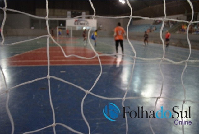 Campeonato Municipal de Futsal decide hoje finalistas nas três categorias