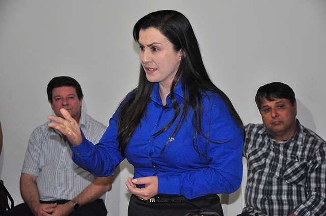 Em campanha, Rosani Donadon apresenta projeto para geração de empregos em Vilhena