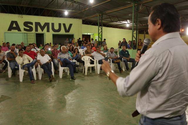 Reunido com servidores em Vilhena, Japonês propõe capacitação e valorização da categoria