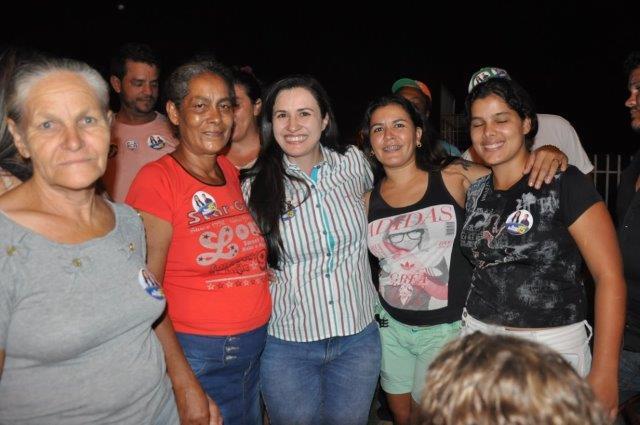 Rosani Donadon apresenta propostas de trabalho no distrito de Nova Conquista