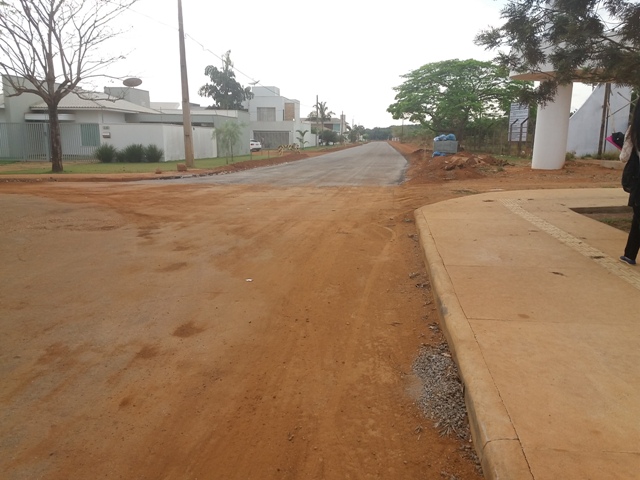 Prisão de empreiteiro pela PF não suspende obra de pavimentação em Vilhena