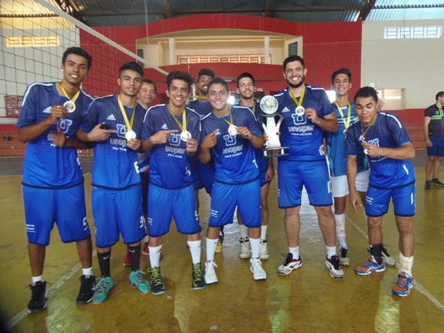  Equipe Unopar/Mecânica do Valdo é bi-campeã de Torneio de Vôlei em Sapezal