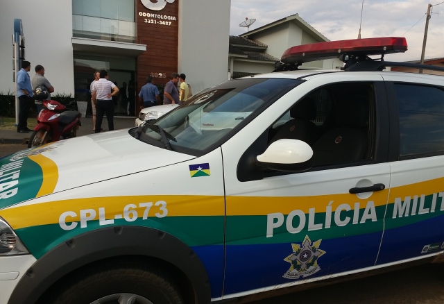 Homens armados invadem clínica dentária no centro de Vilhena e fazem “arrastão”