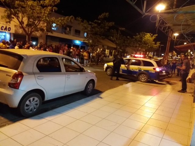 Jornal de Porto Velho impresso em gráfica de Vilhena irrita Donadon e vira caso de polícia