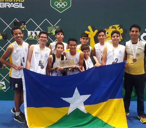 Escola Maria Arlete Toledo e bronze no Voleibol dos Jogos Escolares da Juventude