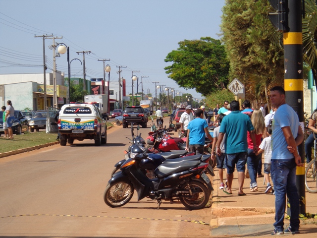 Escola na periferia de Vilhena registra pouco movimento nas primeiras horas de votação 