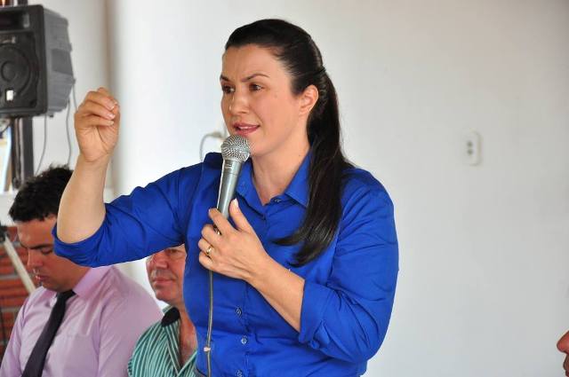Projeções mostram que ex primeira dama Rosani Donadon será eleita prefeita de Vilhena