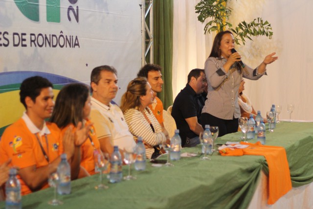 Deputada Rosangela Donadon participa da solenidade de abertura do JOER 2016 em Vilhena