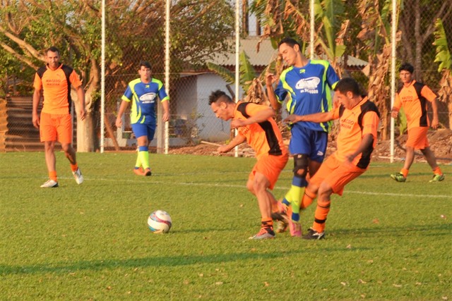 Sábado com seis jogos e definição de classificados pelo Veterano da Taça Aciv